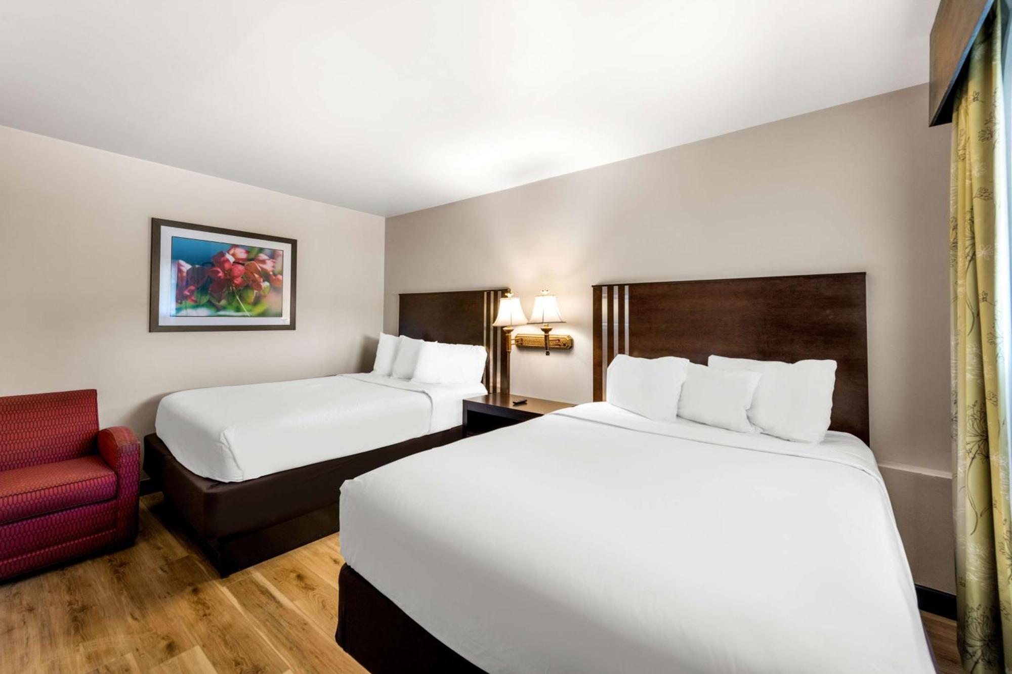 Americas Best Value Inn Marquette Exterior foto